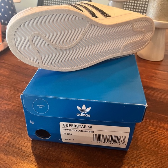 *NIB* Adidas Superstar Faux Snakeskin🐍 Sneaker - Picture 3 of 8